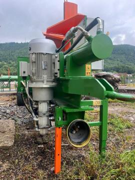 Halkomakone Tark -50  |  Hukkapuun käsittely | Puutyökoneet | Drekos Made s.r.o